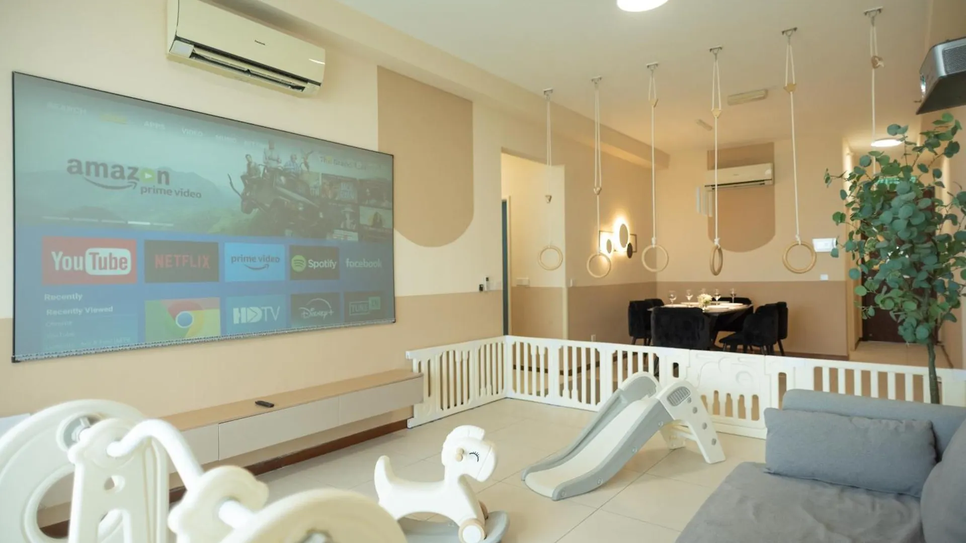 Daire Fantasy Funland Retreat By The Only Bnb Tanjung Tokong Malezya
